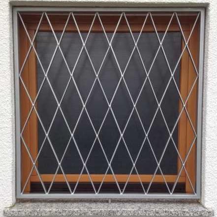 Fenstergitter Einbruchschutz Typ Pisa - Anthrazit Montage auf der Wand